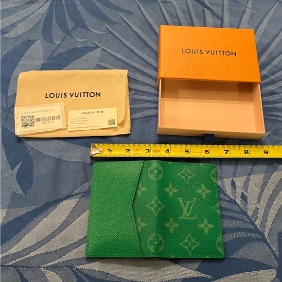 Louis Vuitton green tiagarama green pocket organizer NEW - Picture 4 of 13